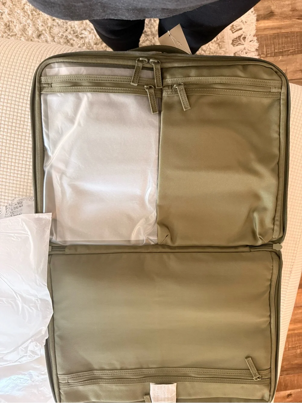 BEIS Olive Green Laptop Bag with Adjustable Shoulder Strap